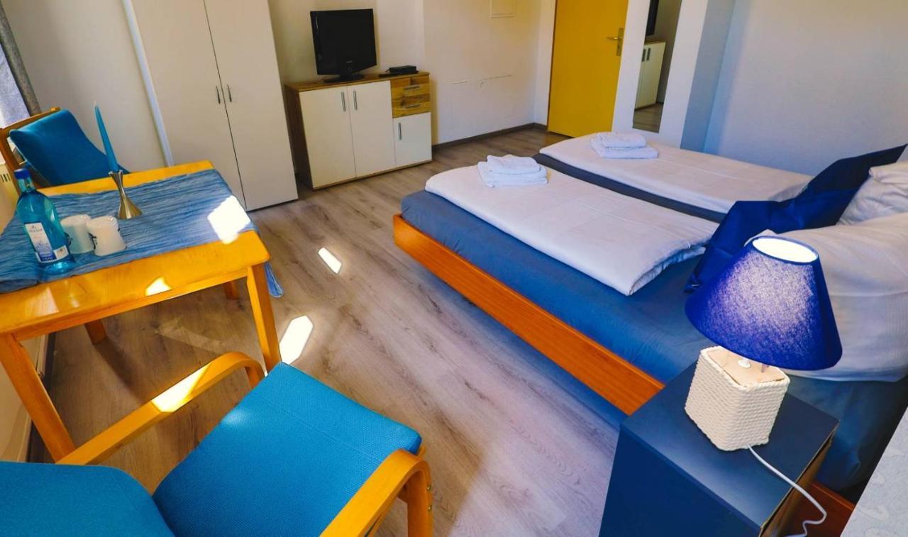Ryde & Hyde Budget Hotel เดรสเดน ภายนอก รูปภาพ